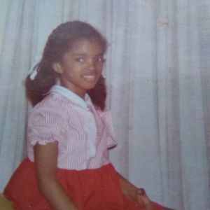 Meet your Posher, Yvette